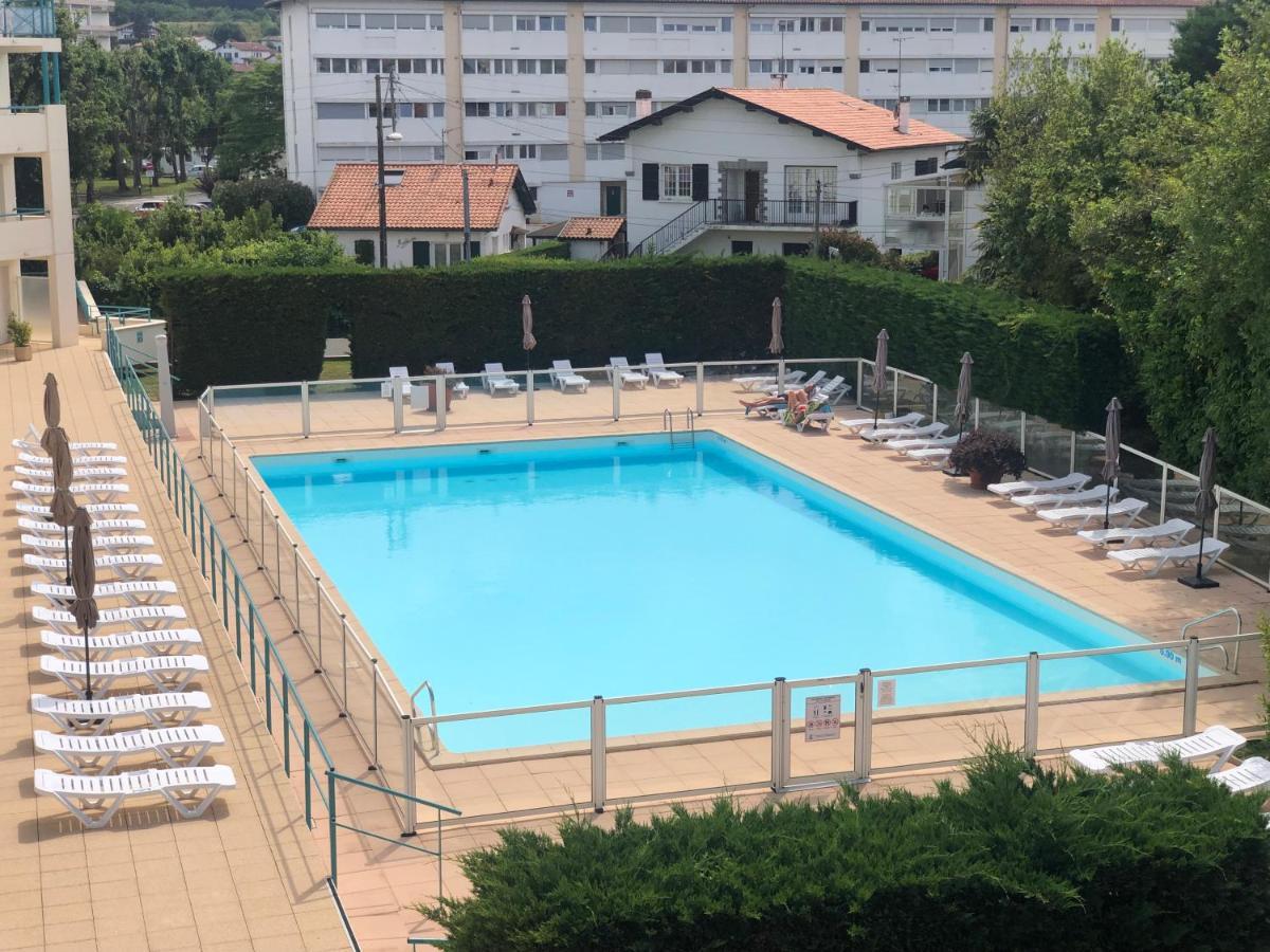 Studio au calme avec piscine, face golf, parking gratuit, tout à pied à 10mn centre ville Ciboure Exterior foto